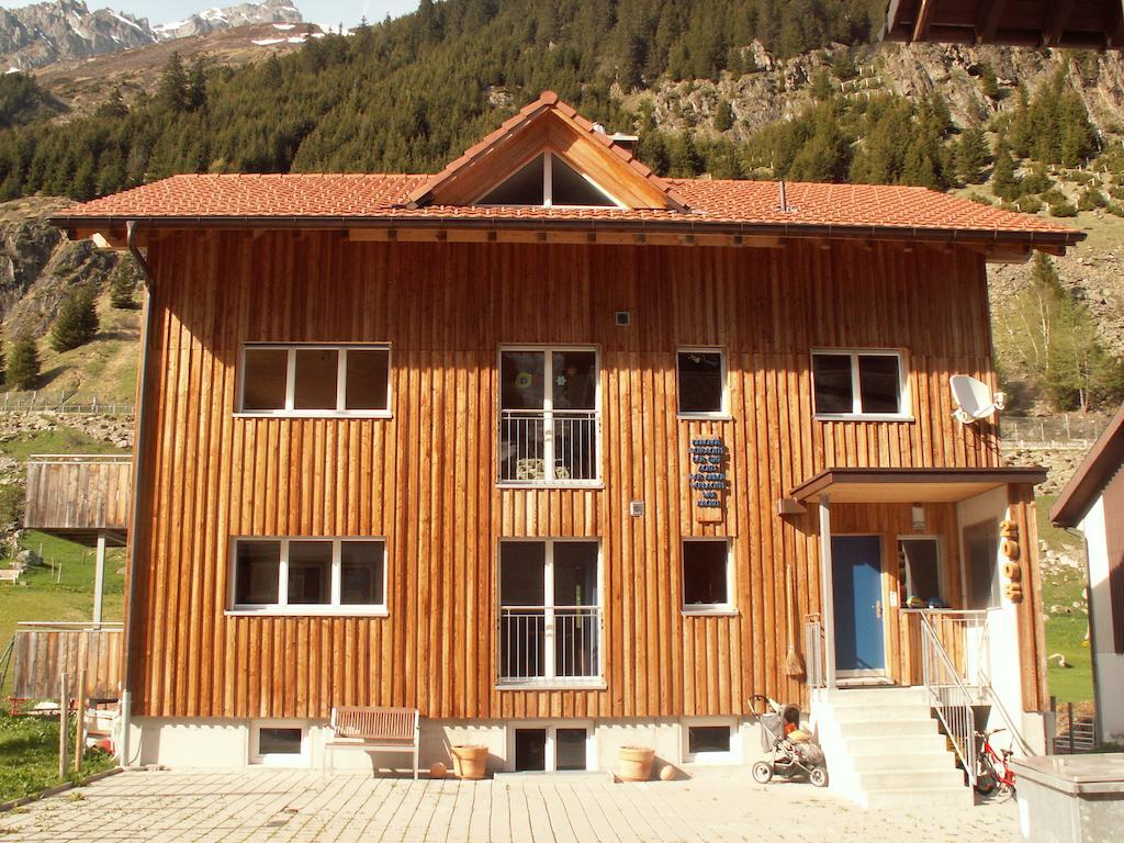 Ferienwohnung Gaestehaus Fuerlauwi Meien Esterno foto